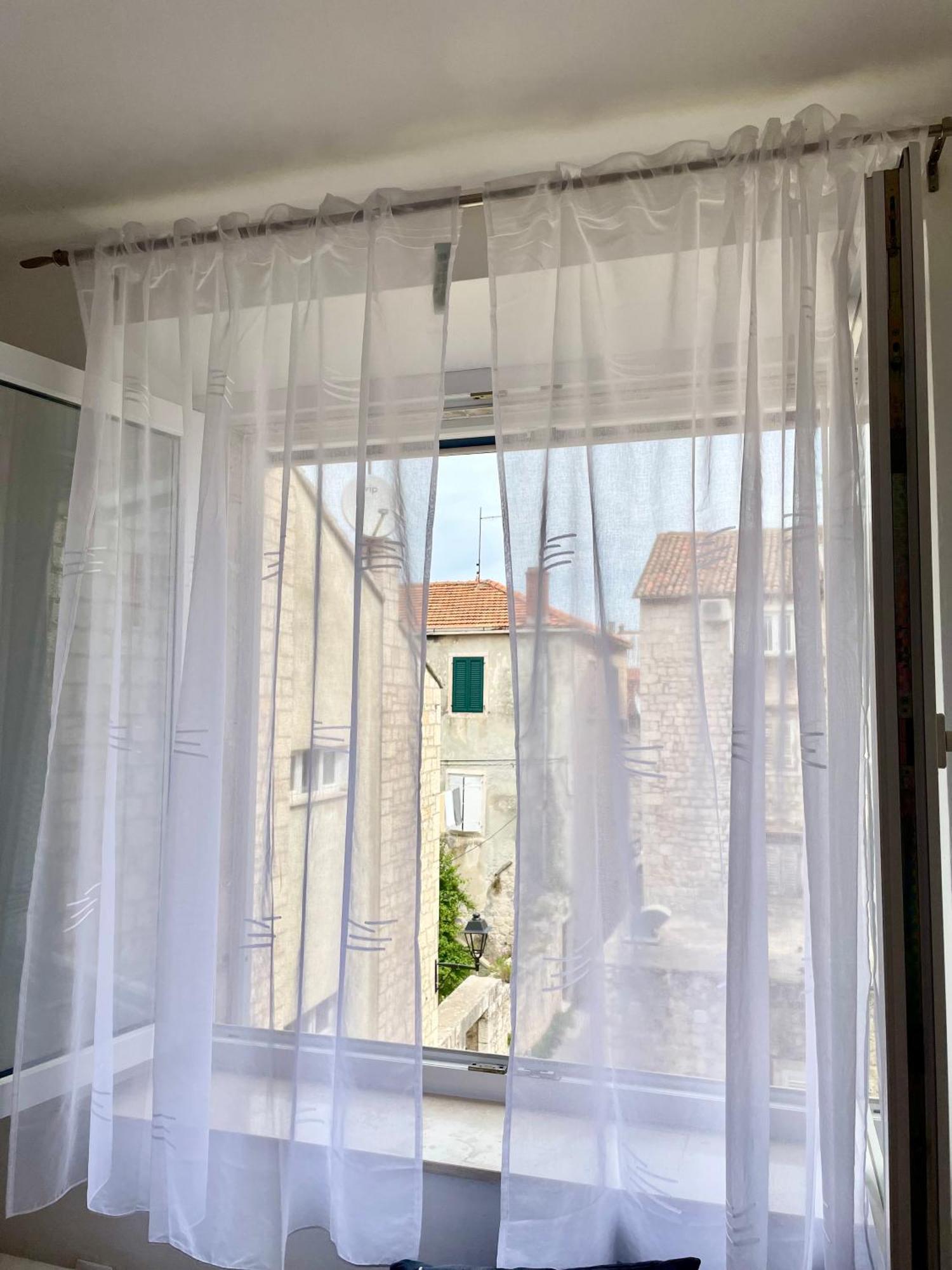 Dinka Old Town Apartment With Sea View Трогір Екстер'єр фото