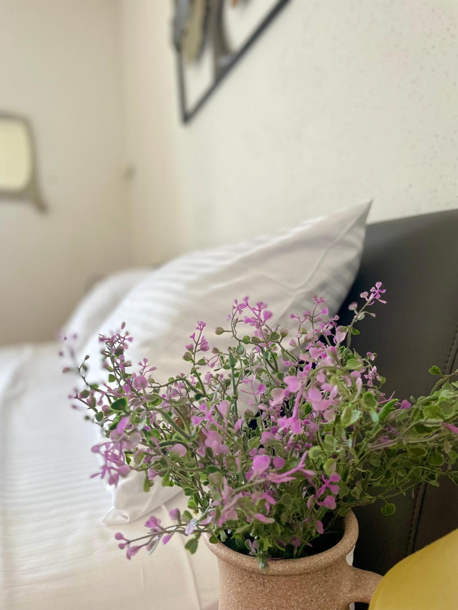 Dinka Old Town Apartment With Sea View Трогір Екстер'єр фото