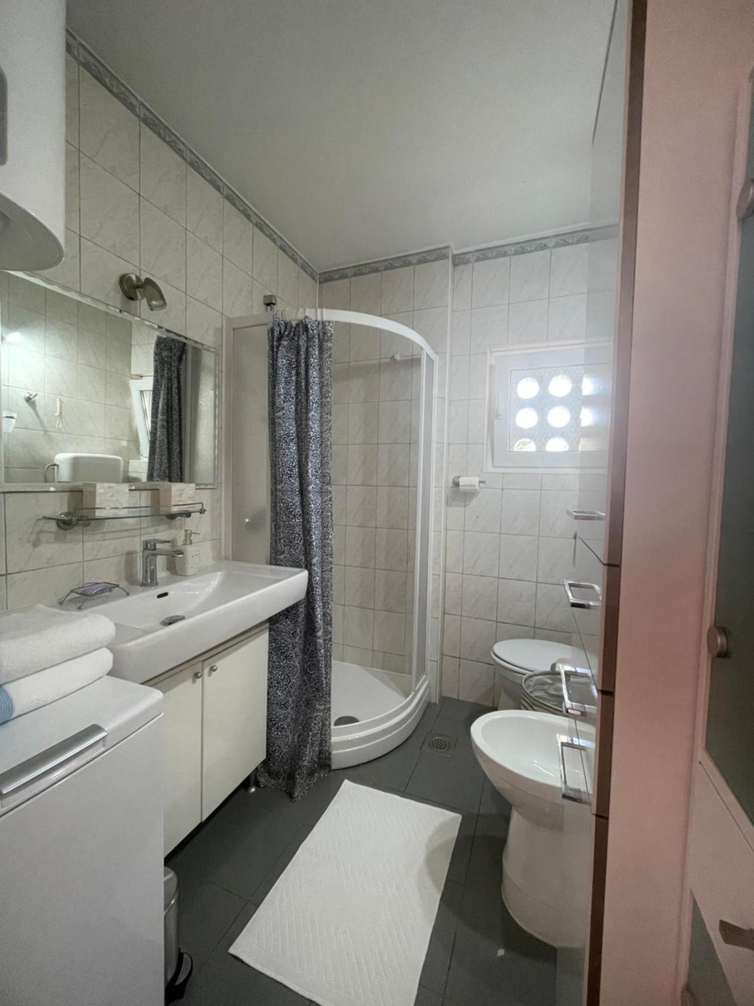 Dinka Old Town Apartment With Sea View Трогір Екстер'єр фото